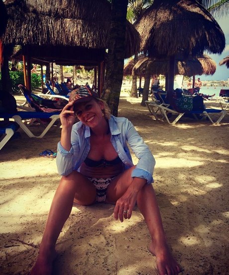 Kortney Wilson star du porno érotique galeries