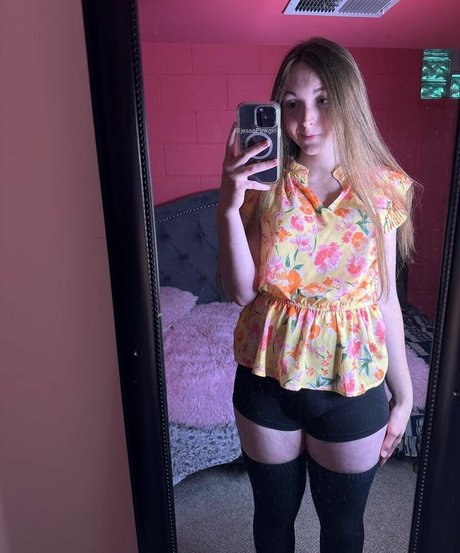 Jessa Pinkgirl star exclusive photos