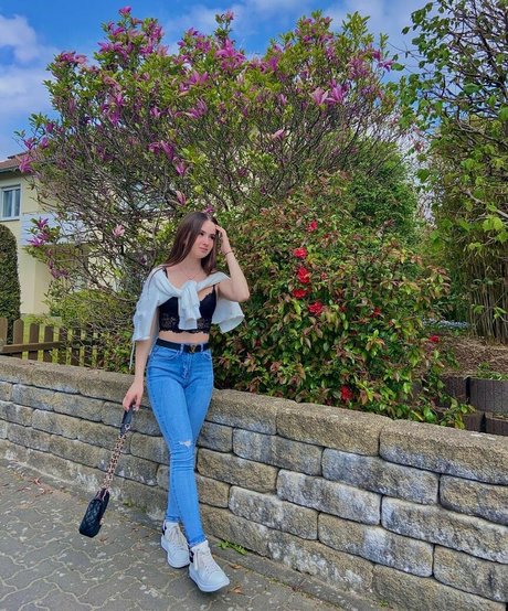 femme seulementfans xxx de haute qualité galerie