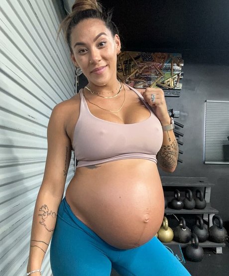 Hannah Eden Fitness star du porno nue archive