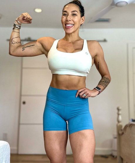 Hannah Eden Fitness actrice érotique archive