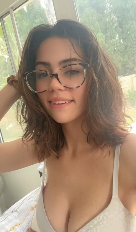 Ellie Nova star du porno collection