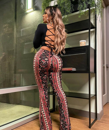 Emmeline Chavez mannequin photos