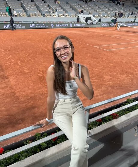 Emily Oberg meilleure star du porno images