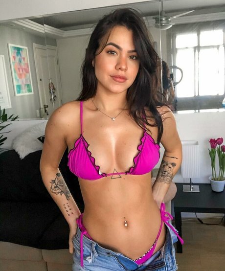 femmes au foyer uniquementfans bel adulte img