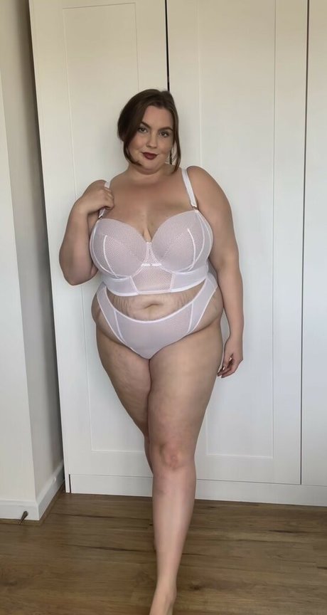 fans asiatiques de findom uniquement haute qualité image