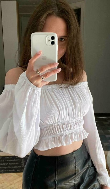 adolescents jeunes onlyfans adulte chaud img