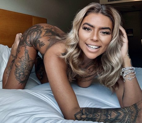 Mila Lou star du porno sympa archive