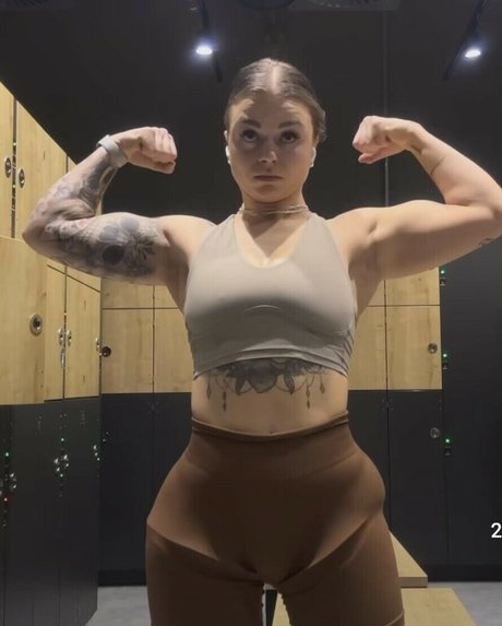 latina solo onlyfans exclusif parfait photo