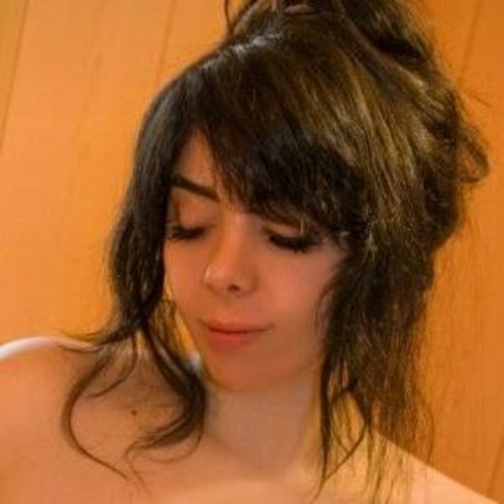 momokun star du porno exclusive archive