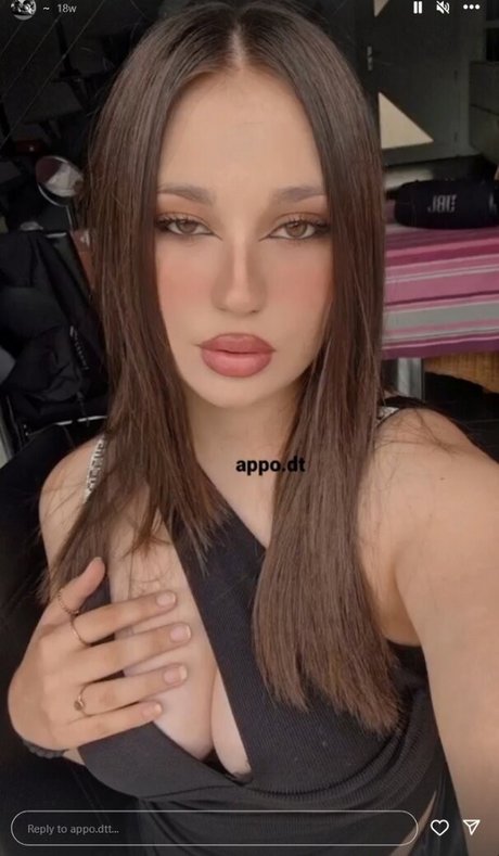 nu gratuit onlyfans nu gratuit photos