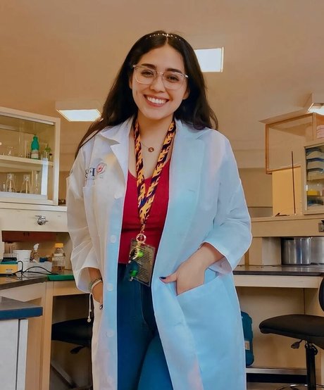 Jaqui Flores star du porno en haute qualité photos