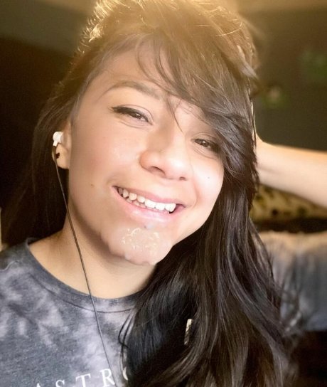 Cakebatter15 modèle xxx des photos