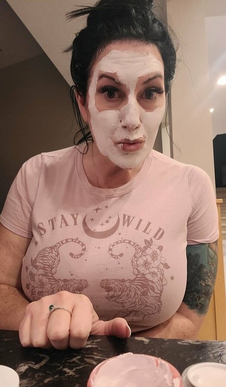 grosse bite baise onlyfans haut photos