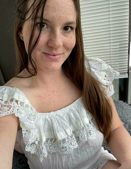 lilymichifree star exclusive photos