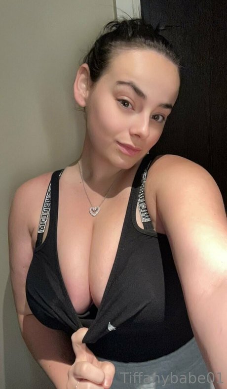 tiffanybabe01 étoile de l'art des photos