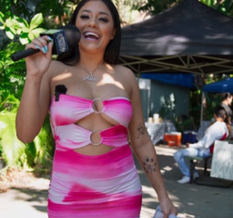 Luna Luxe actrice érotique des photos