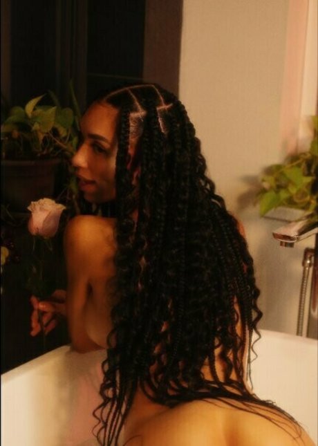 beauté courbée onlyfans sexe érotique galerie