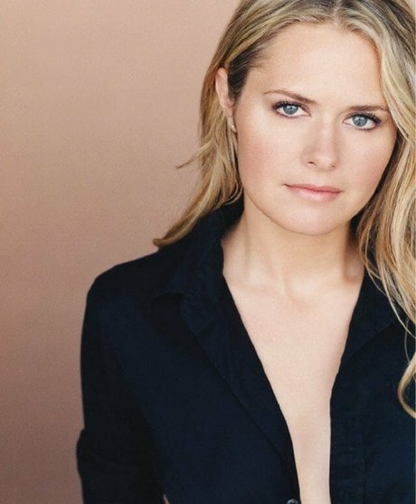 Maggie Lawson star du porno chaude des photos