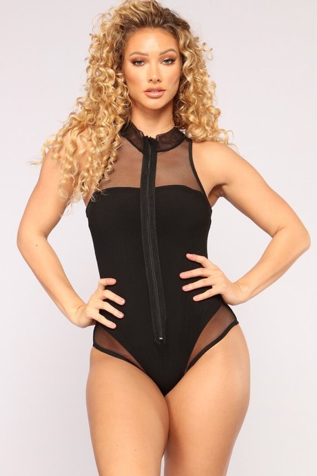 Lauren Racine Wood étoile nue photo