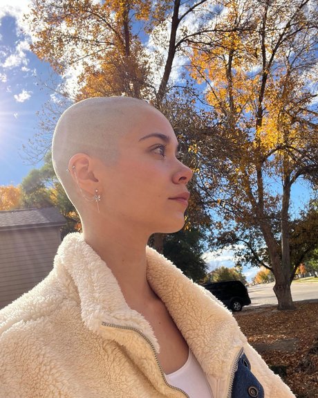 Melodi Flack_ star du porno érotique archive