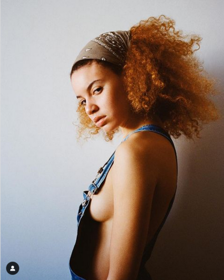 Lara never laura star du porno chaude des photos