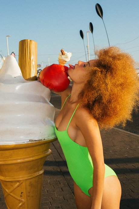 cosplay noir uniquement pour les fans porno archive