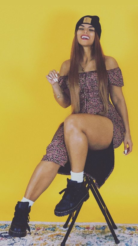 gangbang uniquement pour les fans sexy gratuit image