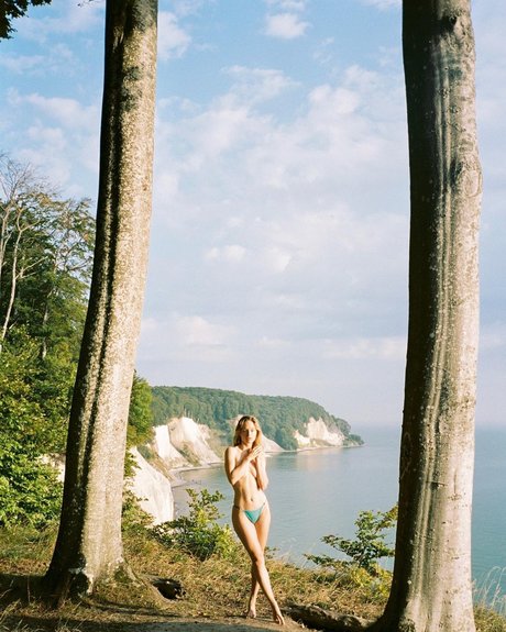 Maria Kn mannequin archive