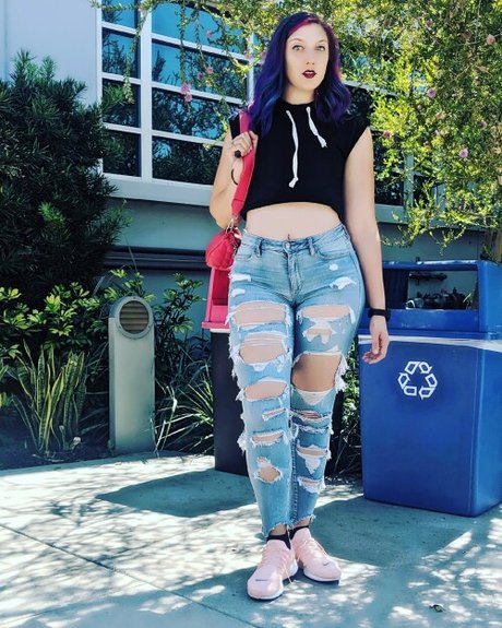 Mel Capperino Garcia joli modèle image