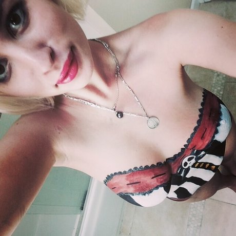 Uli Krown_ haut de star du porno images