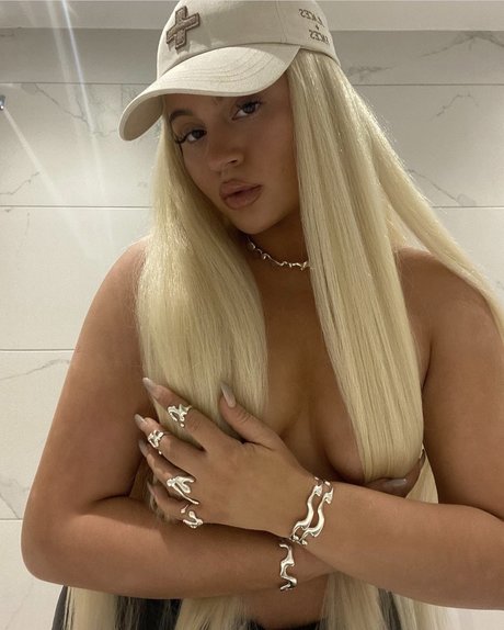 Valeria Vendetta actrice parfaite galerie