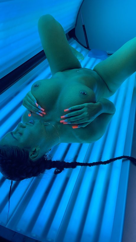 Bonham Miano modèle sexy galerie