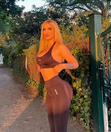 Edda Elisa étoile sympa image