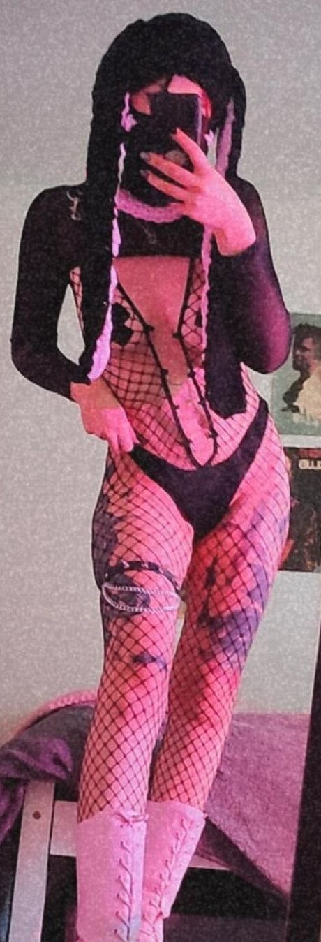 femme nue onlyfans parfait érotique archive