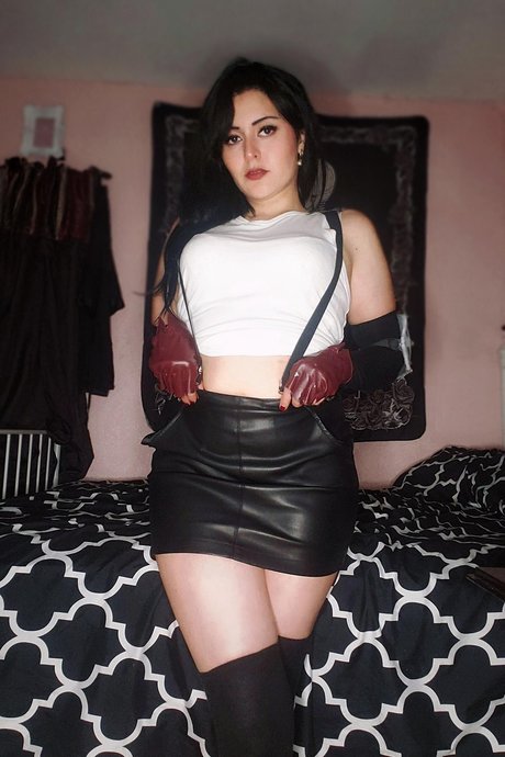 Angelbeii Mimi actrice chaude archive