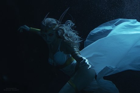 chaton courbé onlyfans nu exclusif img