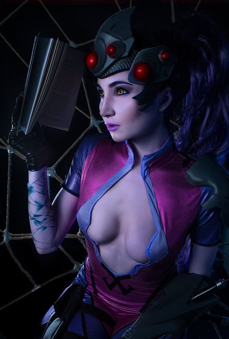 _Lana Ronina star du porno gratuite image