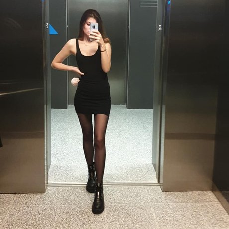 Babyyy Gorilla sexe de star du porno archive