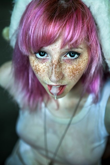 Eliza Satu étoile chaude images