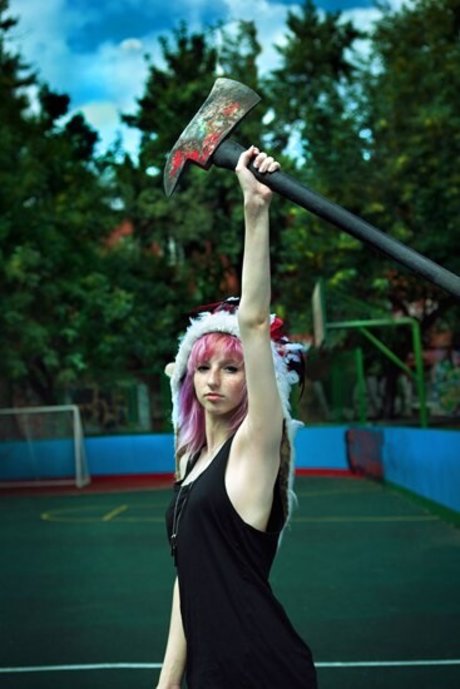 Eliza Satu star exclusive galeries