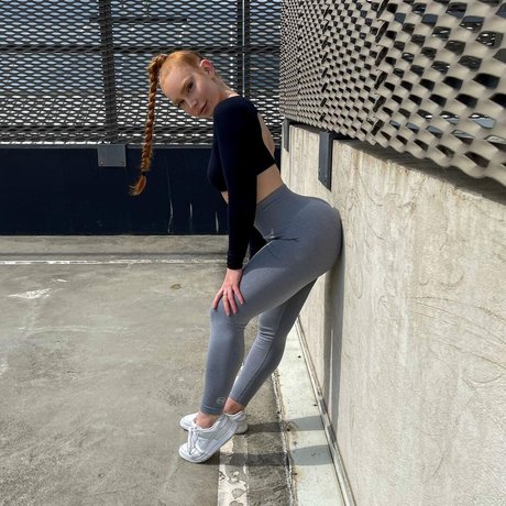 Amber J Smith star du porno gratuite images