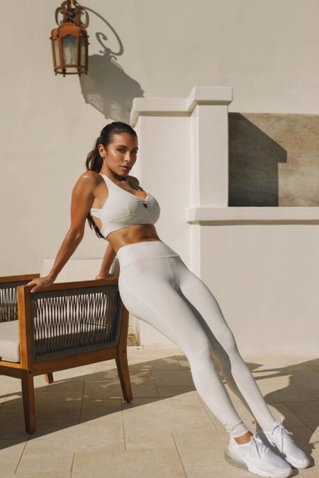 Jessica Giselle star érotique galerie