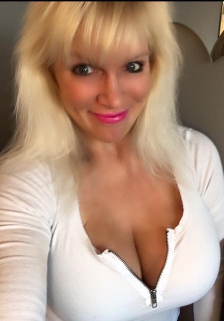 Sandie Lee_ actrice xxx image