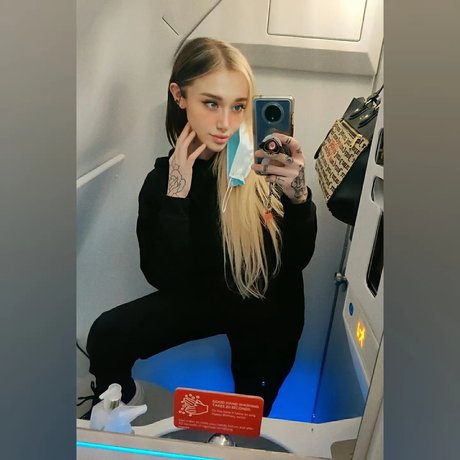 Toranine_ belle star du porno des photos