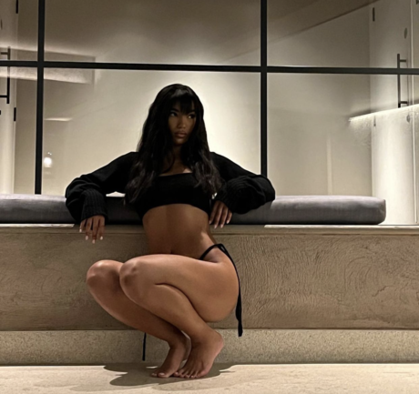 Chloe Scantlebury modèle exclusif archive