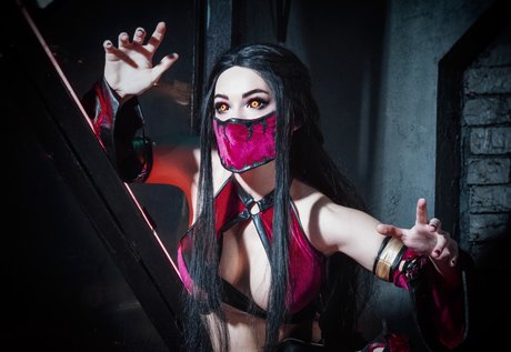 Alena Galan_ modèle porno img