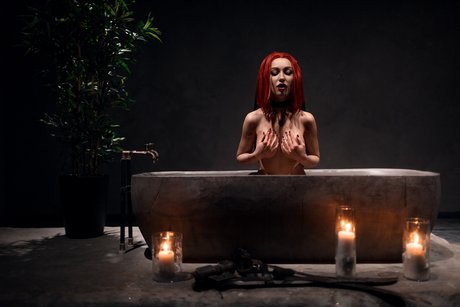 Alena Galan_ belle actrice photo