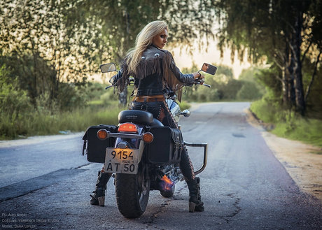 Darya Lefler modèle nu des photos