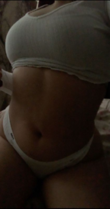 Elevhn actrice nue photos